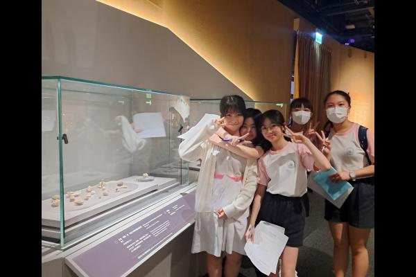 透過參觀活動，加深同學對中國歷史及文化的了解及興趣。